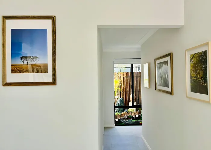 New Modern Retreat Steps From Shops & Eats
